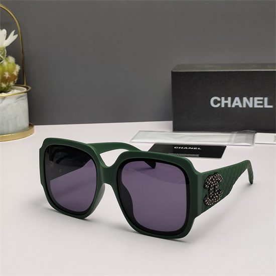 Chanel Sunglass AA 037